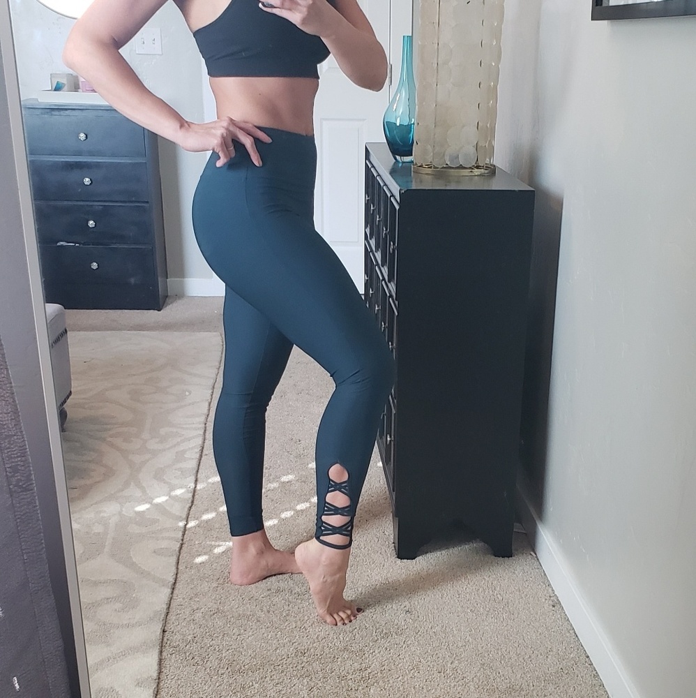 Marika teal leggings size S